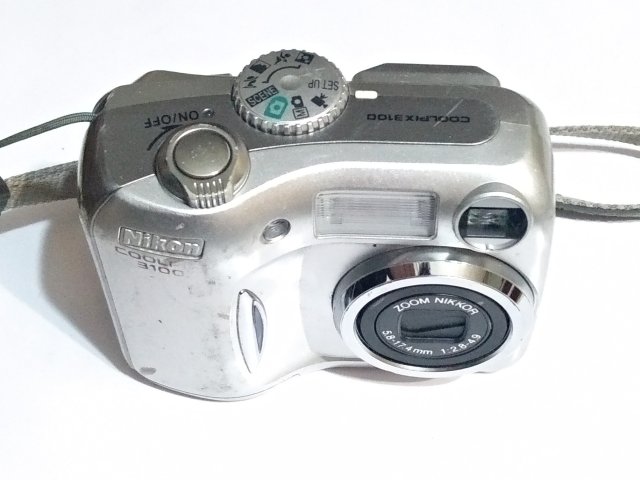 Цифровой фотоаппарат Nikon Coolpix 3100 - 1/3