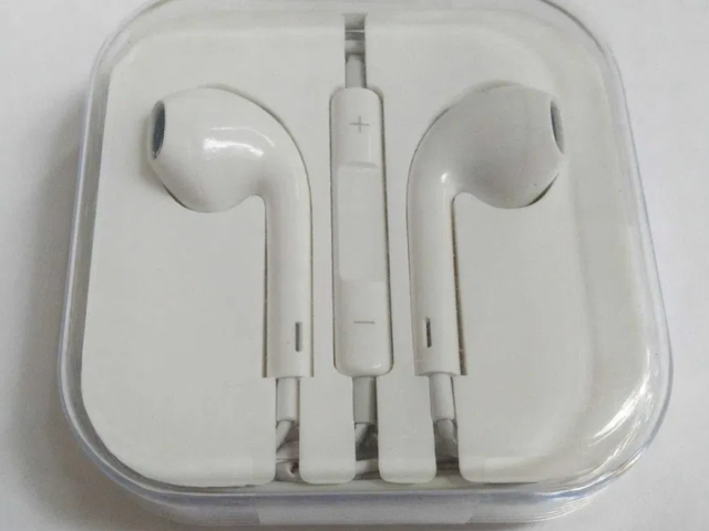 Наушники-гарнитура разьем 3.5 jack 4 pin - 1/2