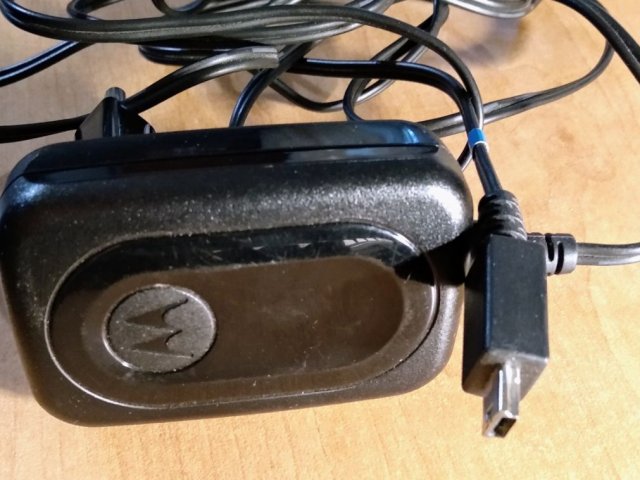 Блок питания AC/DC Motorola FMP5189B DC 5V /550mA - 2/2