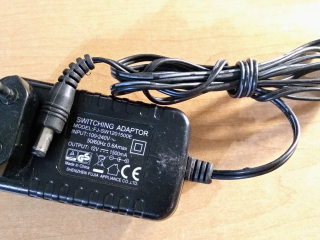 Блок питания 12v/1500mA - 1/3