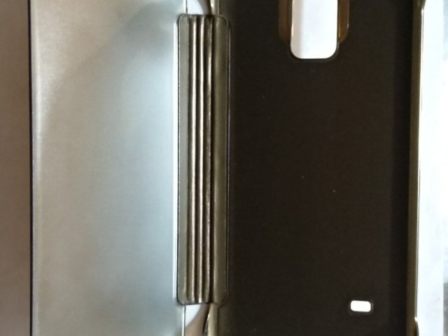 Чехол-книжка для смартфона - 1/3