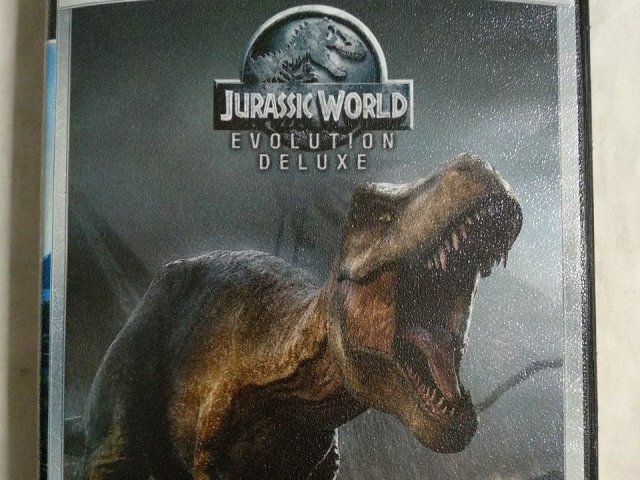 Игровой диск Jurassic World Evolution Deluxe - 1/2