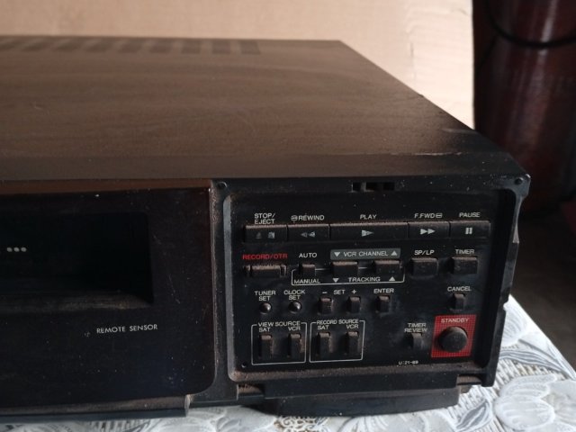 Продам Відеомагнітофон HQ під розбір - 2/2