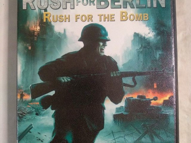 Игровой диск Rush for Berlin. Фронт на Берлин, 100 грн. &mdash; 1/2