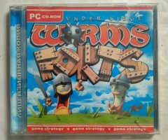 Игровой диск Worms Forts. Червяки подрывники в осаде (Master Media)